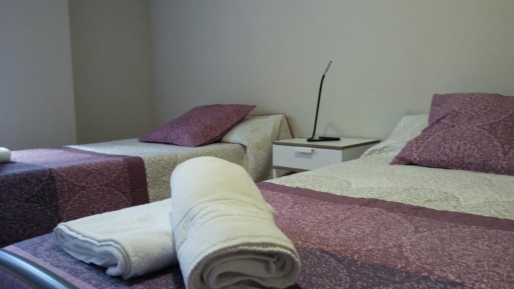 Alma Del Camino - Rooms & Albergue 사리아루고 외부 사진