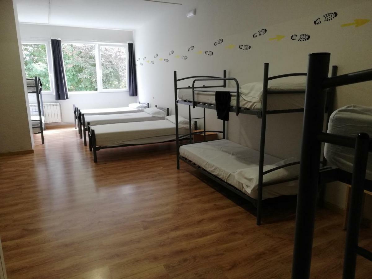 Alma Del Camino - Rooms & Albergue 사리아루고 외부 사진