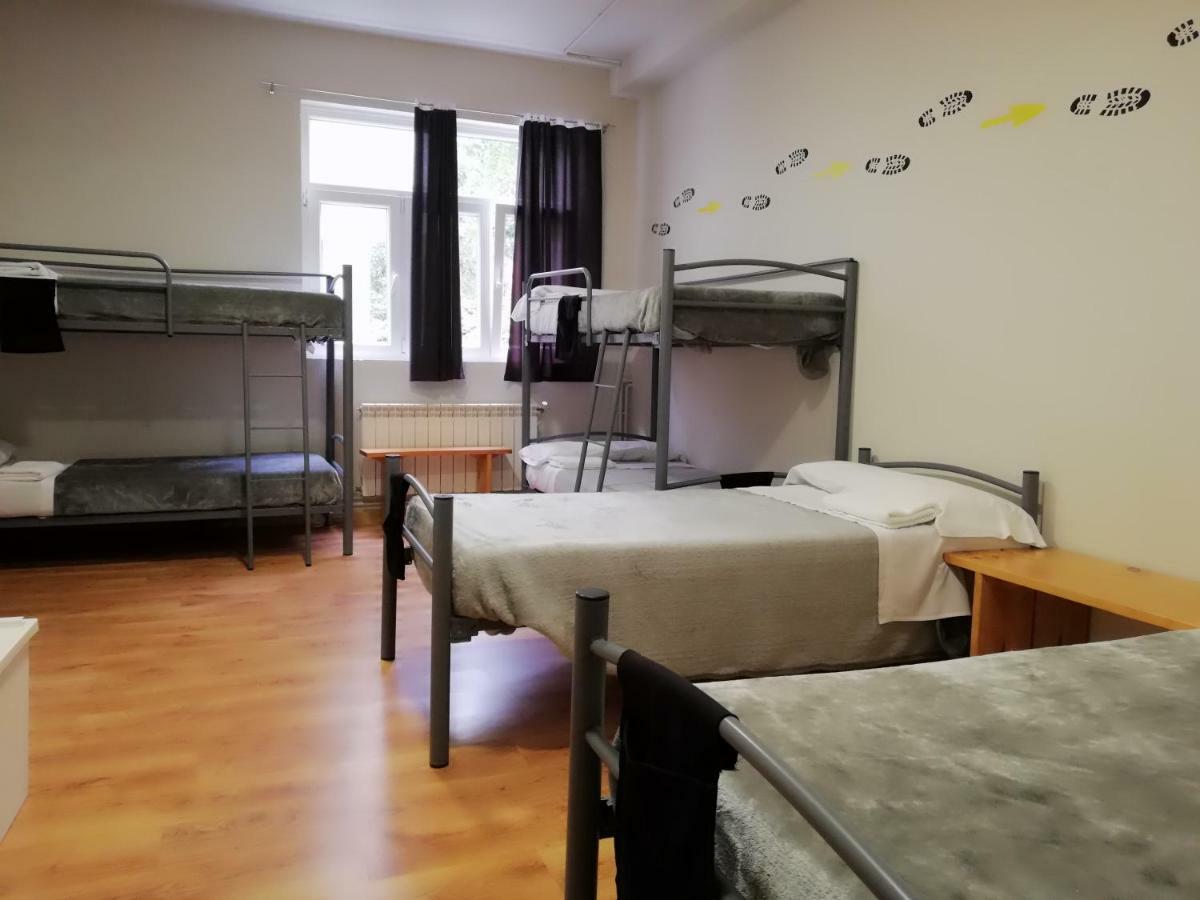 Alma Del Camino - Rooms & Albergue 사리아루고 외부 사진